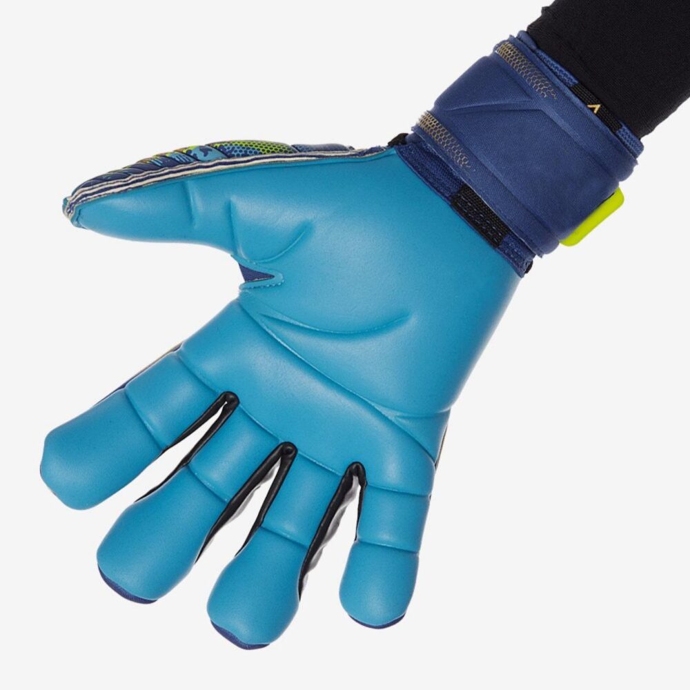 Soccer Glove - KI0015 - Image 2